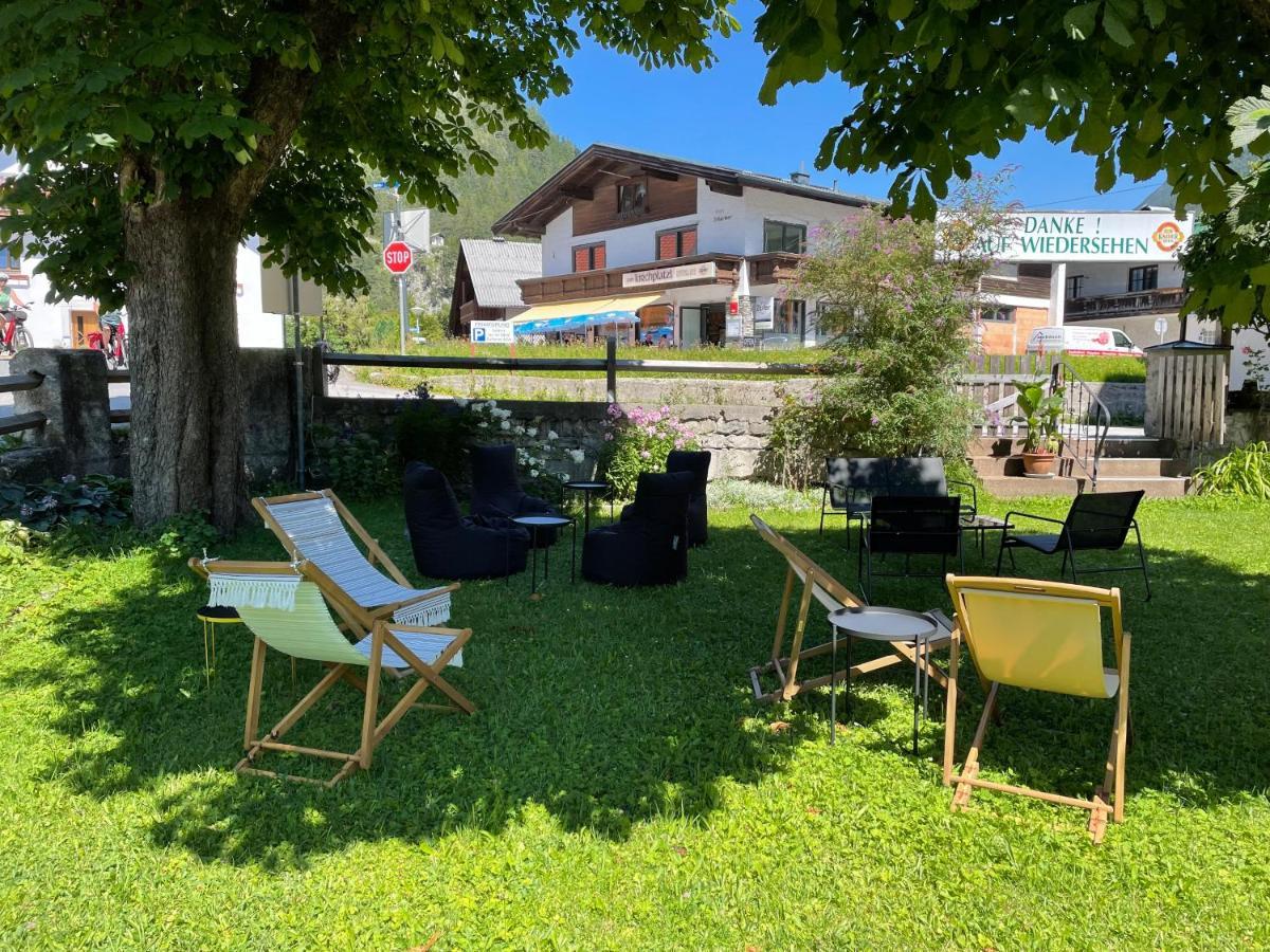 Goldener Adler Bed & Breakfast *