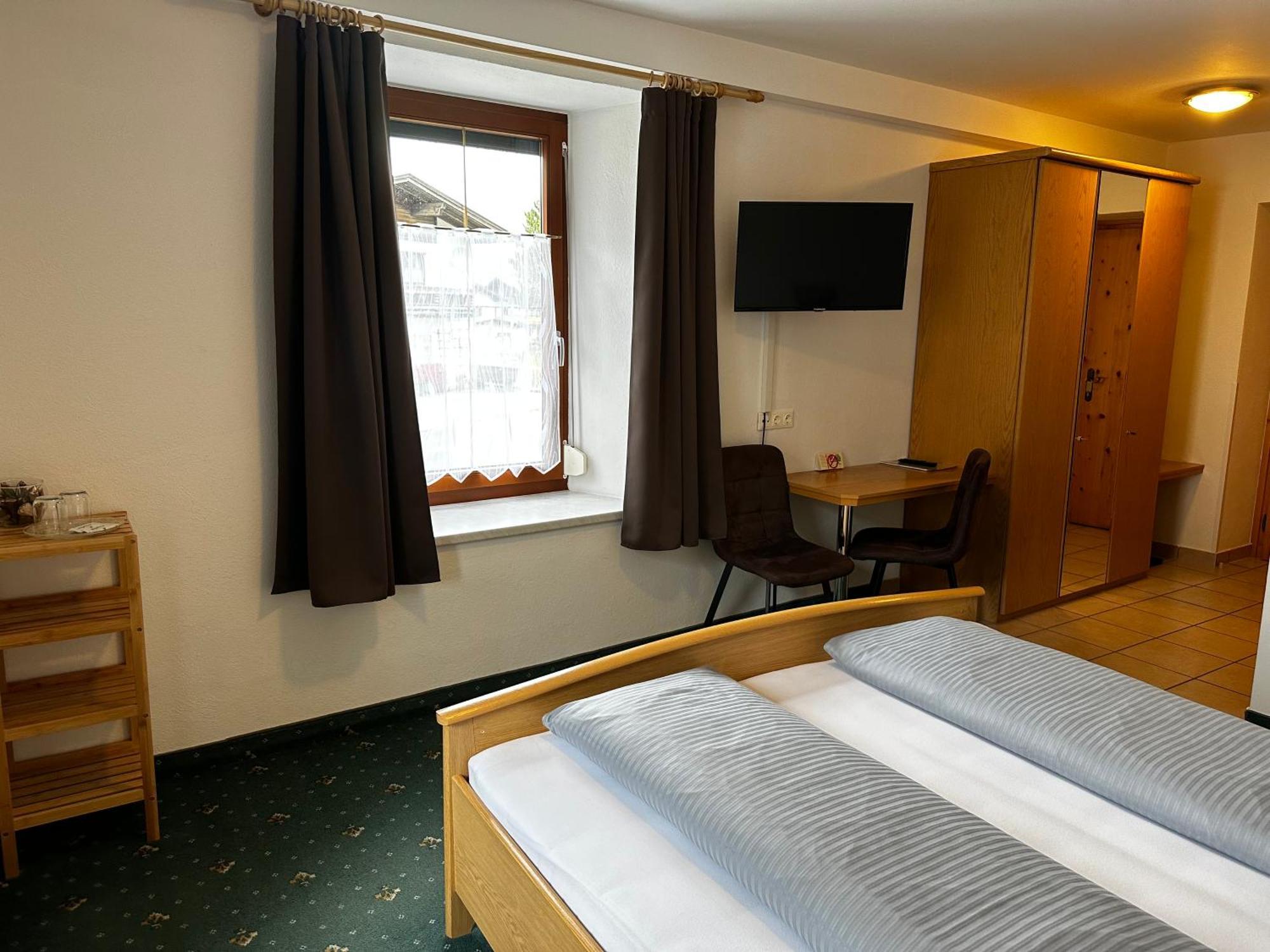 Bed & Breakfast Goldener Adler Scharnitz